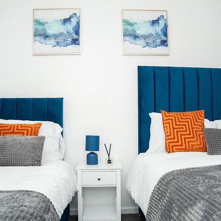 Stylish 3 Bed House With Free Parking Villa Leeds  Eksteriør bilde